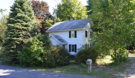 Hustisford WI Waterfront home sold at auction regardless of price