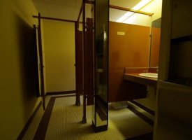 22-Water-Tower-Place-restroom-1.jpg