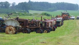 Dick and Karen Wampler Collection (Friday: Tractor Parts, Parts Tractors, Toy Tractors & Manuals)