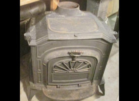 Resolute-Cast-Iron-Stove-1.jpg