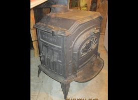 Resolute-Cast-Iron-Stove.jpg