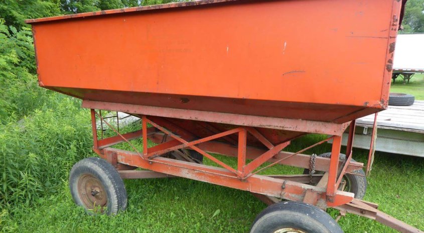 Online Machinery and Outdoor Items Auction