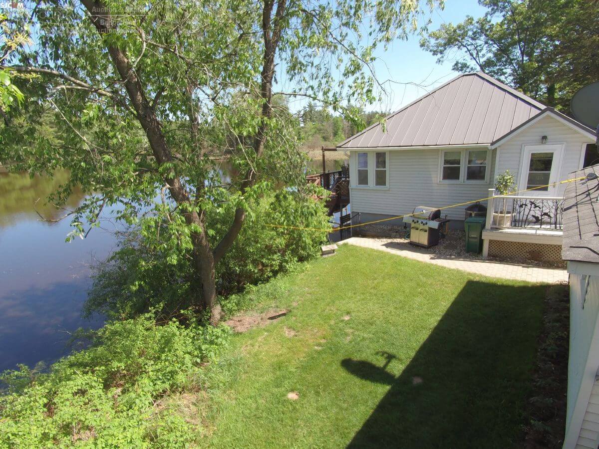 Beautiful Turnkey Waterfront Home In Columbia County Wi United 5