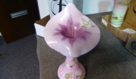 The Fenton Glassware Online Only Auction