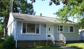 Cute Move in Ready Home in Portage WI