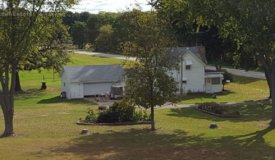 Nice Folk Farm Home with 4.5 Acres in Rio Wisconsin