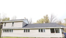 Hunting Lodge on 105 Acres of Prime Hunting Juneau County