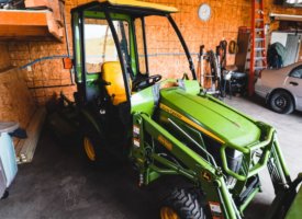 12 John Deere 1026 R Exterior From Pass Side