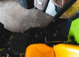 15 John Deere 1026 r Interior-2