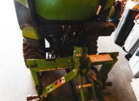 17 John Deere 2016 R Back end View