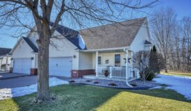 Updated Twin Home in Prime Onalaska Location