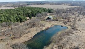 Recreational and Hunting Hideaway in Oxford, WI
