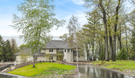 Premium 5 Bedroom Lakefront Home