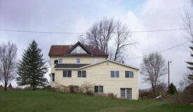 4-Acre Home, Barn, Outbuildings and More Green Lake County WI