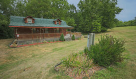 Mississippi River Hilltop Cabin for Sale in Crawford County, WI