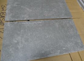 P2490555