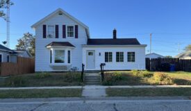 4 Bedroom Starter Home in Portage, WI