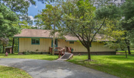 Country living on 4.6 acres in Adams County