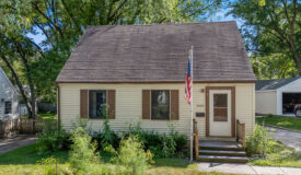 Charming 4-bedroom, 1-bath Cape Cod just minutes from Lake Mendota