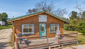 Commercial Half-Log Building in the City of Adams