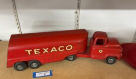 Vintage Toys & Collectibles Online Only Auction