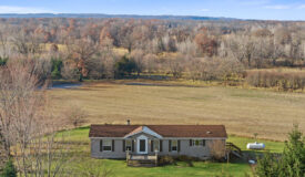 Home on 4.05 acres in the Town of Moundville